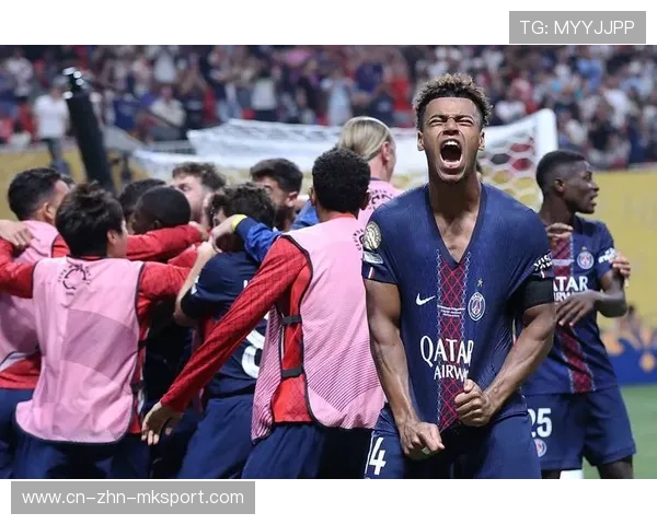 法甲里昂边路传切连连奏效,比分被改写